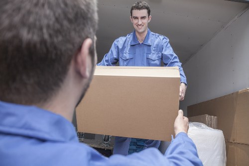 Professional moving van serving homes and businesses in Removalvan