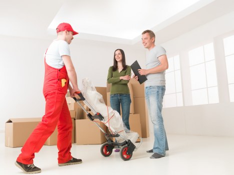 Flexible removal van service for homes and businesses